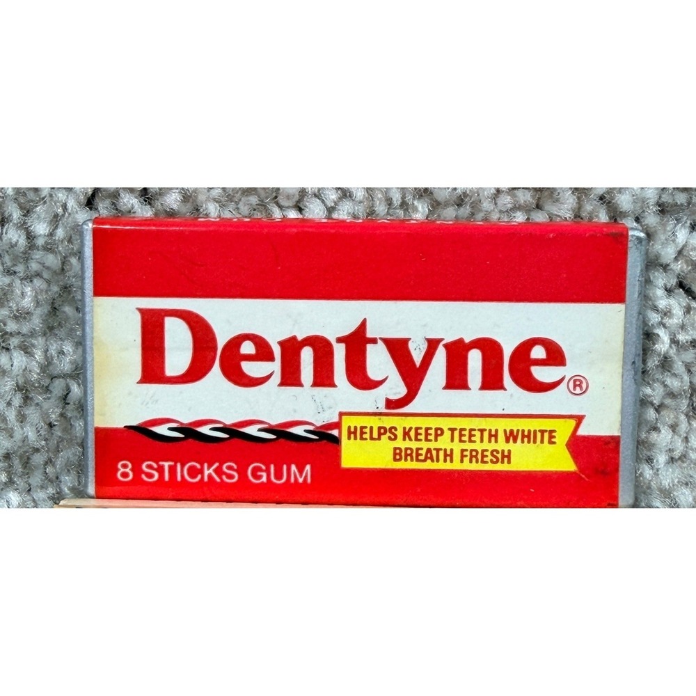 Vintage Dentyne Gum 8 Sticks Pack Refrigerator Magnet Retro Advertising
